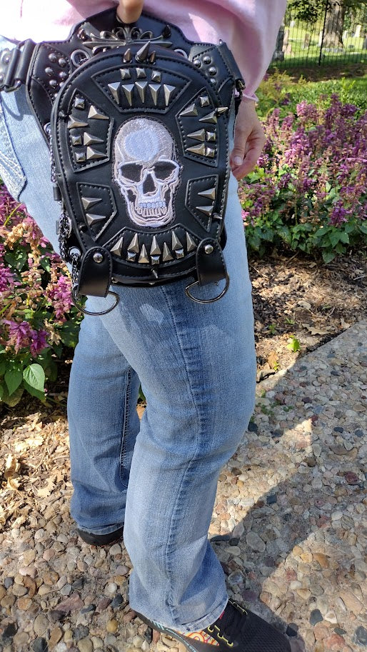 Convertible Skull Shoulder/Waist Bag