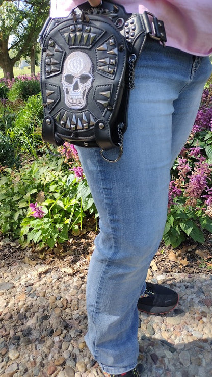 Convertible Skull Shoulder/Waist Bag